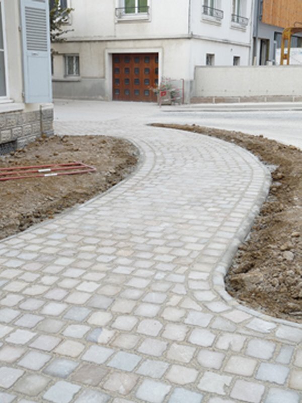 place_entree_gde_rue_detail